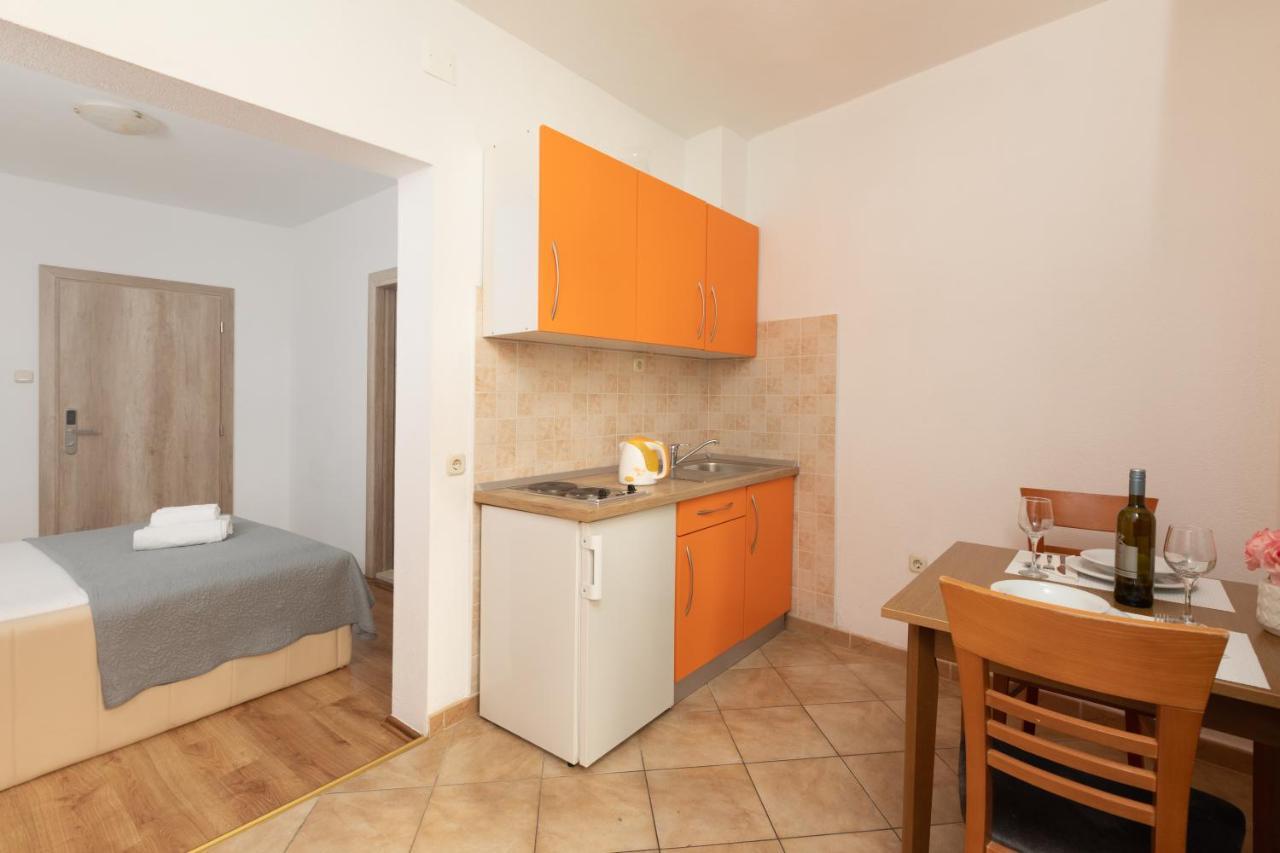Apartments Petrovic Μακάρσκα Εξωτερικό φωτογραφία